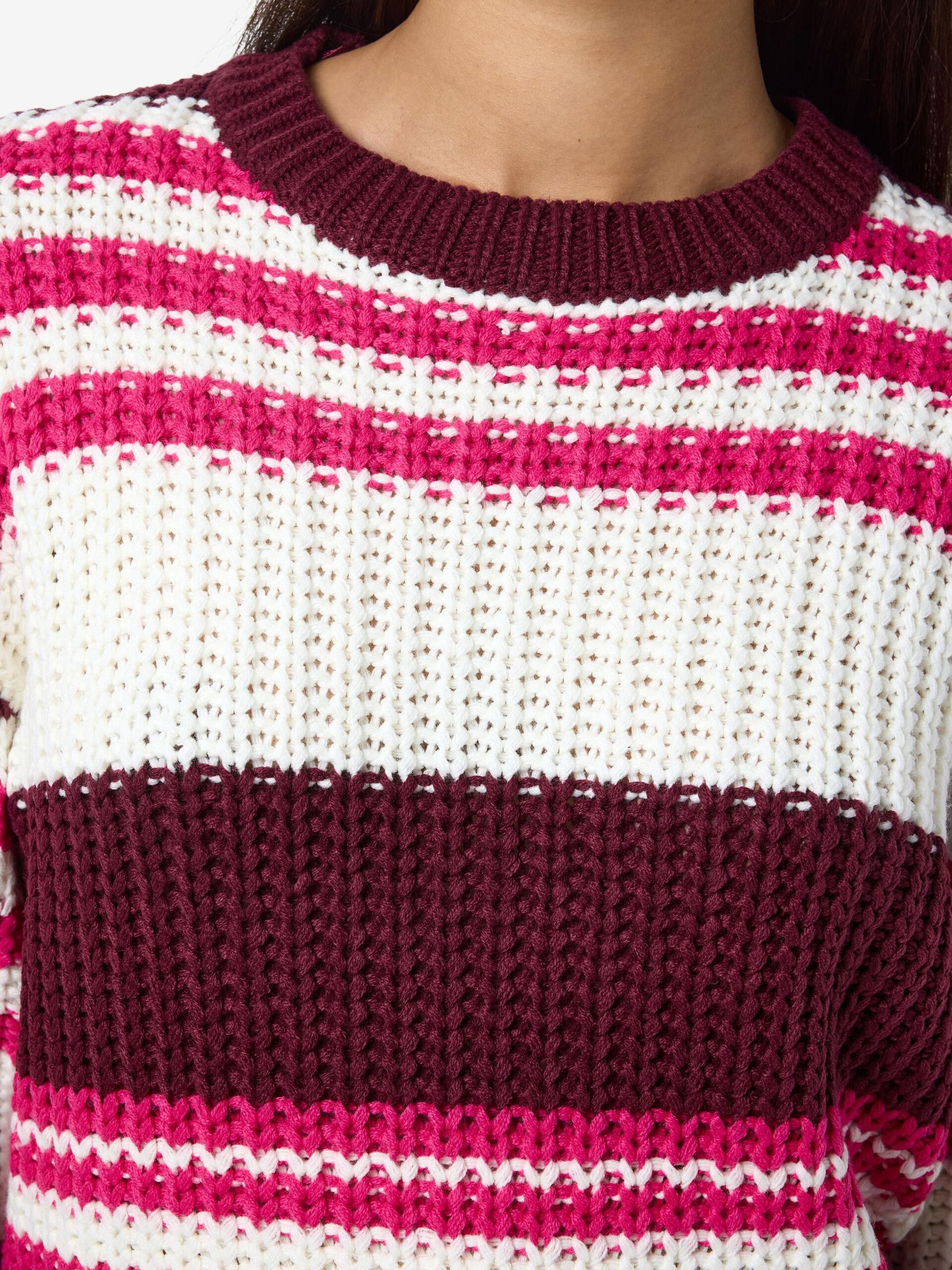 Carousel image - KNITTED PULLOVER, Windsor Wine | 3