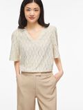 Product image thumbnail - VIMARCELLA V-HALS TOP MED KORTE &AElig;RMER, Birch | 5