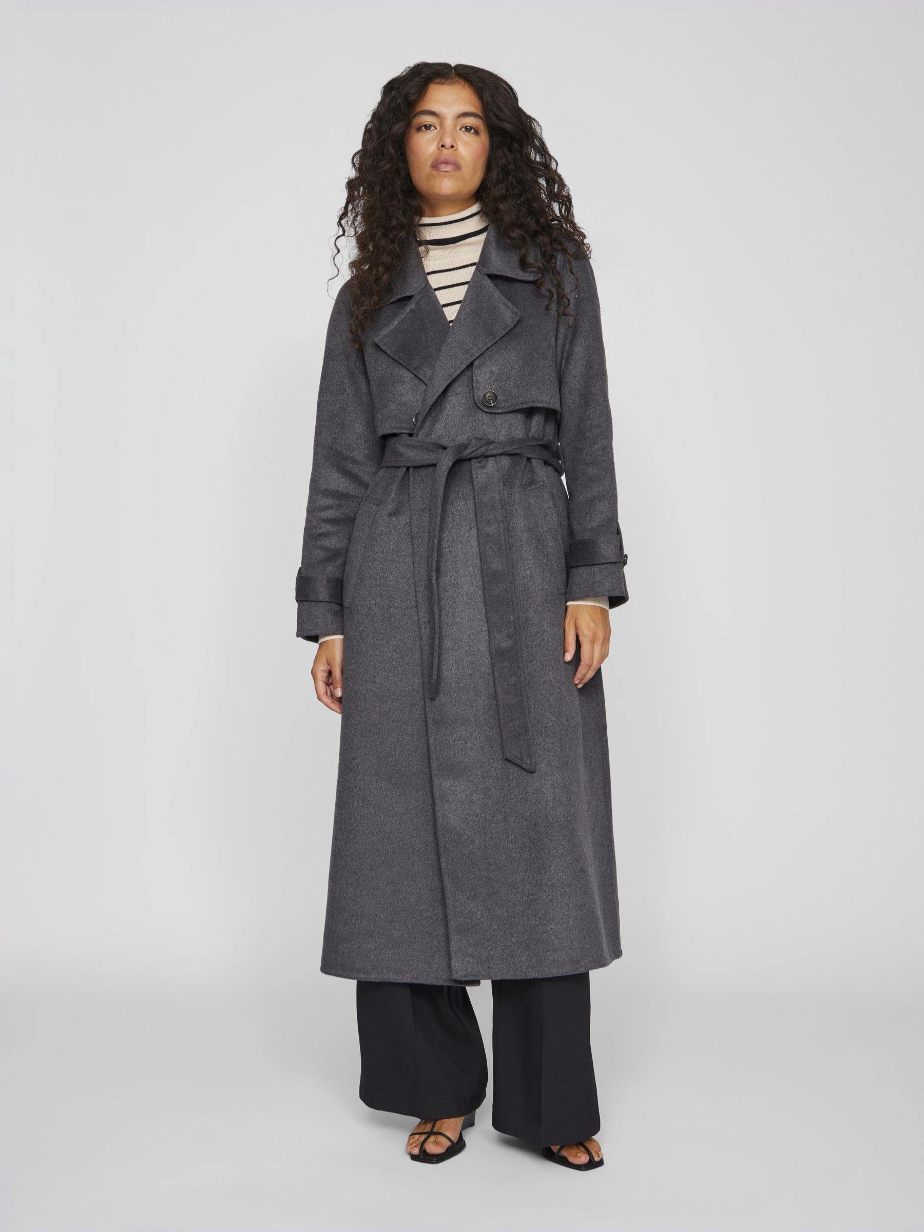 Manteau gris avec ceinture new arrivals