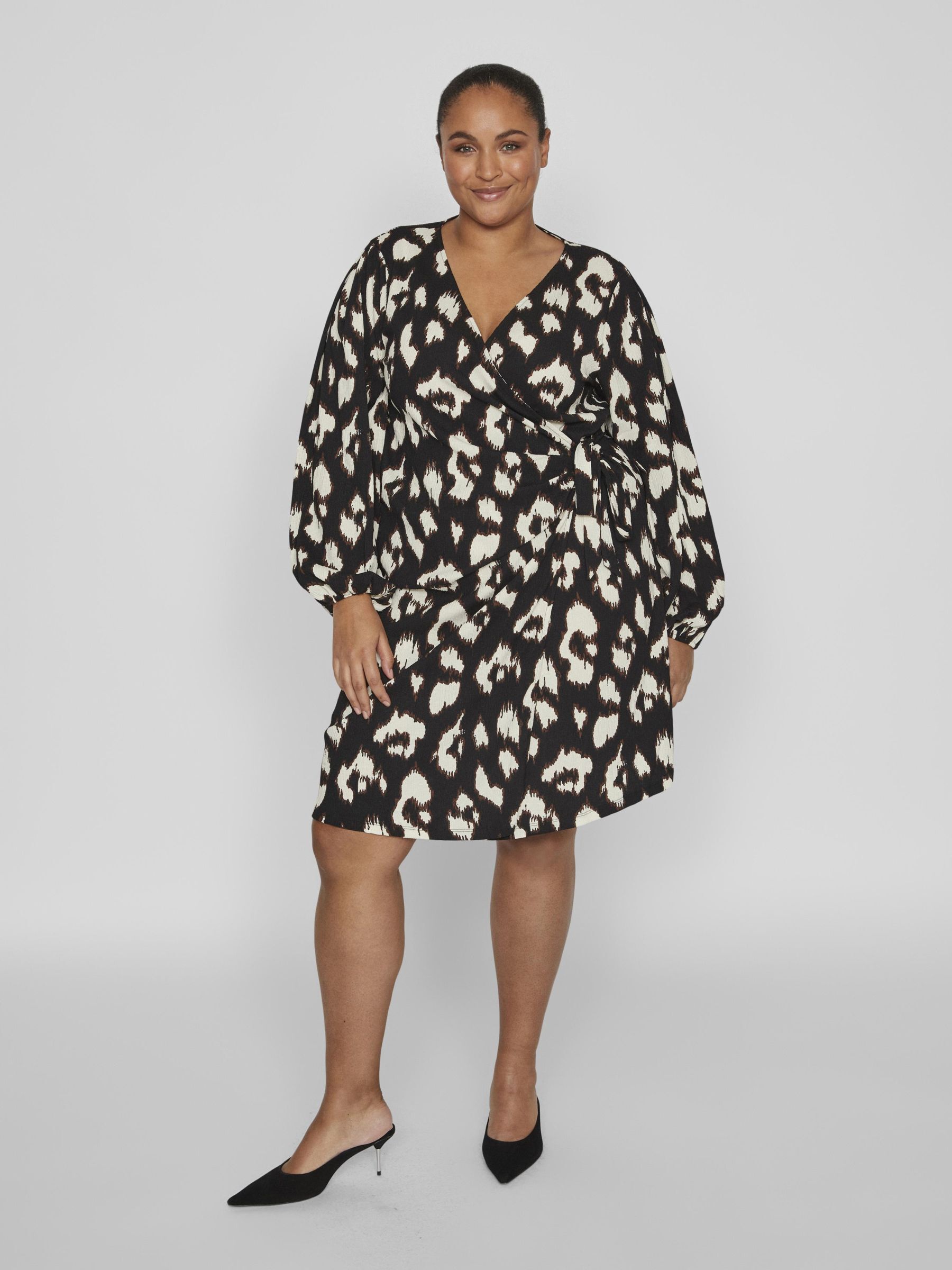 CURVE WRAP DRESS