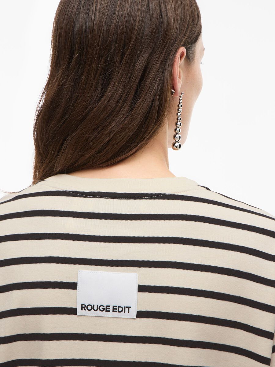 Carousel image - ROUND NECK OVERSIZED T-SHIRT, Birch | 3