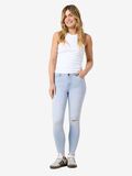 Noisy May NMKIMMY CROPPED SKINNY FIT JEANS, Light Blue Denim, highres - 27030527_LightBlueDenim_004.jpg