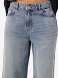 Noisy May LONG DENIM SHORTS, Light Blue Denim, highres - 27034082_LightBlueDenim_006.jpg