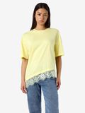 Product image thumbnail - SPITZENVERZIERTER T-SHIRT, French Vanilla | 1