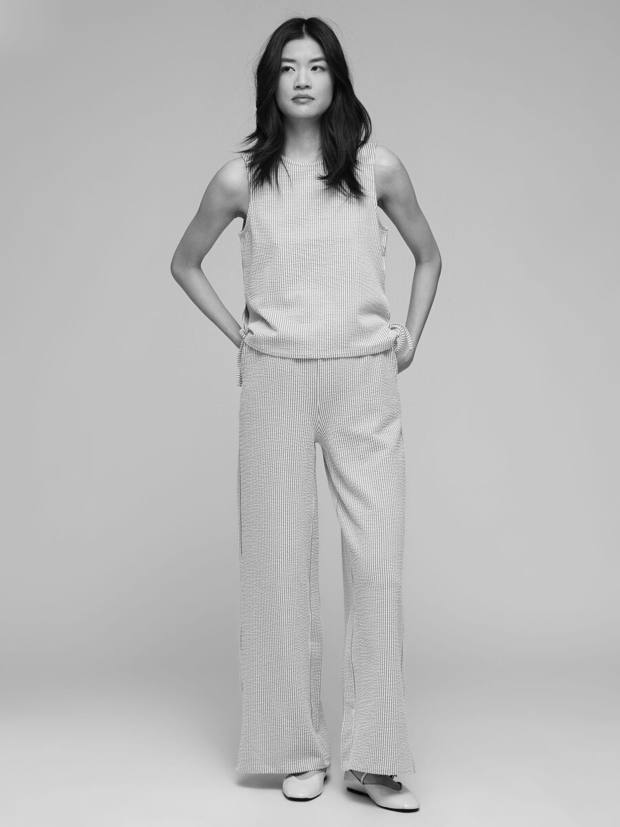 Carousel image - TOP BEZ RUK&Aacute;VŮ, Holly Berry | 6