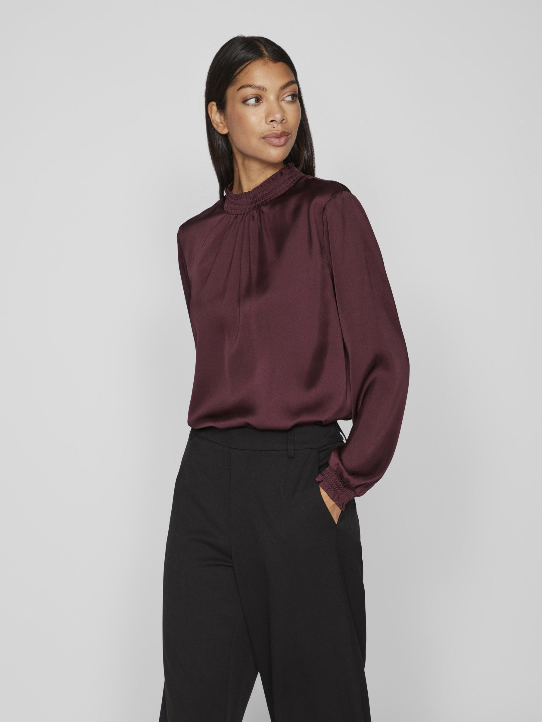 Smock top neck top