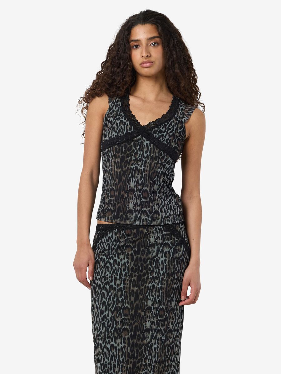 Noisy May LEOPARD PRINT TOP, Kalamata, highres - 27036418_Kalamata_1234567_003.jpg