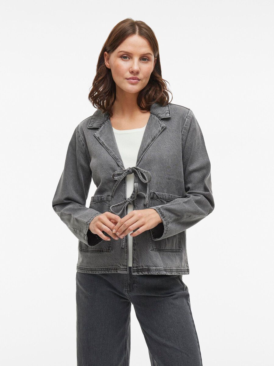 VILA VIKIKI, CON NUDO FRONTAL CHAQUETA VAQUERA, Dark Grey Denim, highres - 14105646_DarkGreyDenim_003.jpg