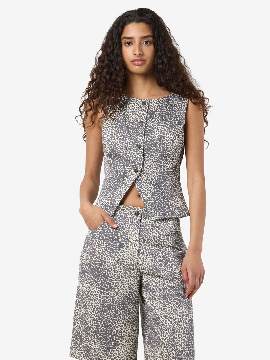 Noisy May ANIMAL PRINT WAISTCOAT, Winter White, highres - 27035722_WinterWhite_1225462_003.jpg