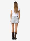 Noisy May SMAL PASSFORM OLASHORTS, Light Grey Denim, highres - 27032480_LightGreyDenim_005.jpg