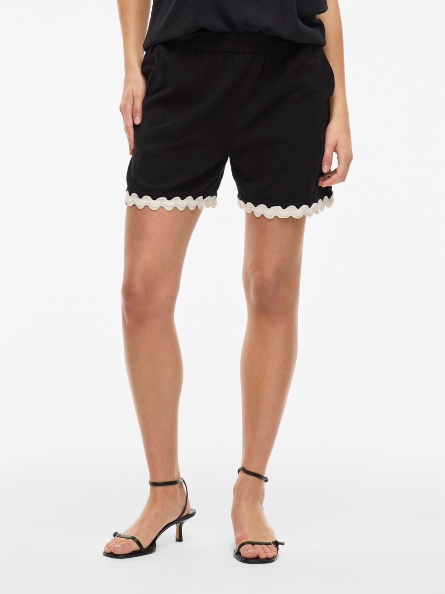 VILA VIMANDA DETAILED SHORTS, Black Beauty, highres - 14106793_BlackBeauty_1202264_003.jpg