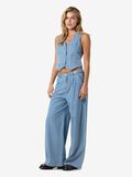 Noisy May PINSTRIPED TROUSERS, Medium Blue Denim, highres - 27034099_MediumBlueDenim_004.jpg