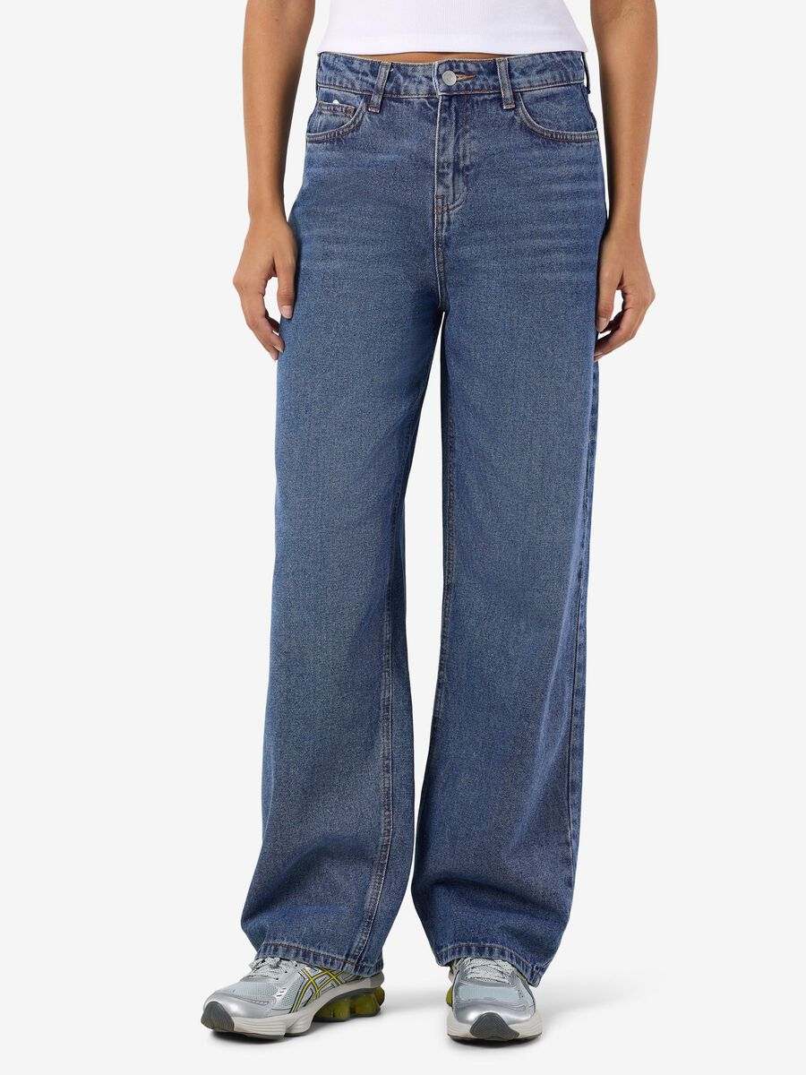 Product carousel image - NMALEXA JEAN LOOSE FIT, Medium Blue Denim | 1