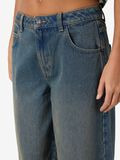 Noisy May NMHAZAL BARREL FIT JEANS, Medium Blue Denim, highres - 27034776_MediumBlueDenim_006.jpg