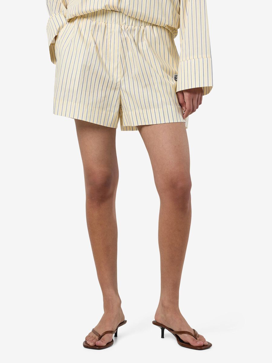 Noisy May GESTREEPTE SHORTS, Pastel Yellow, highres - 27034801_PastelYellow_1259317_003.jpg