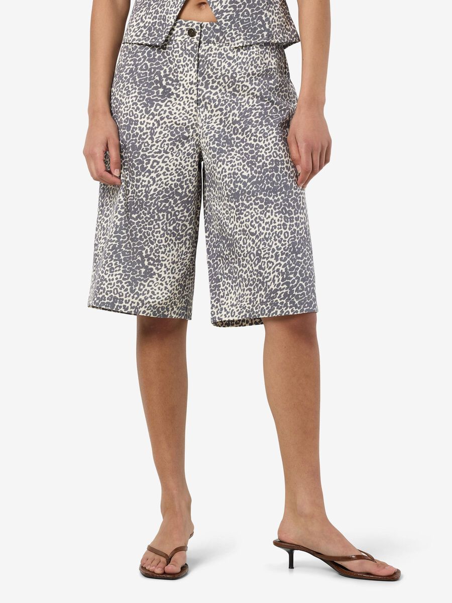 Noisy May ANIMAL PRINT SHORTS, Winter White, highres - 27035706_WinterWhite_1219267_003.jpg