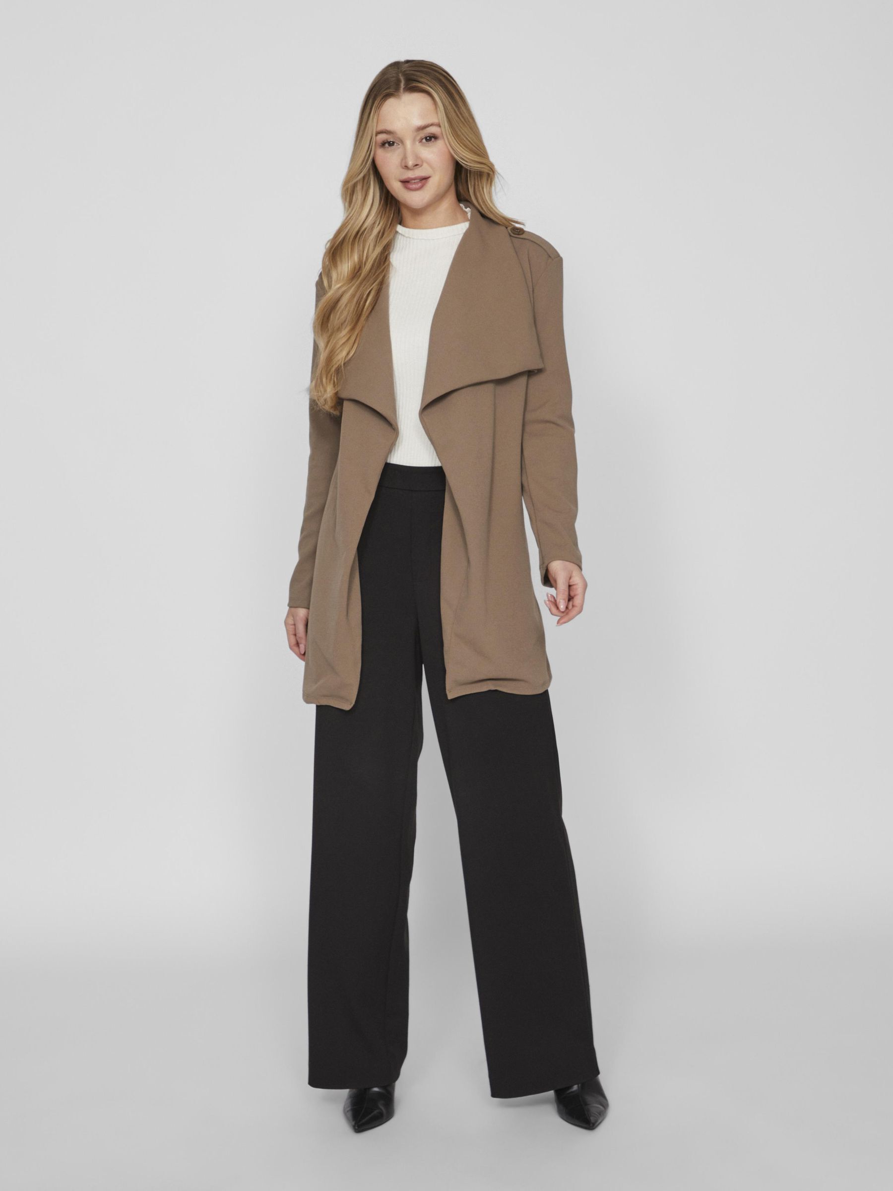 Outerwear \u0026 Blazer – Damenjacken im Sale shoppen | VILA