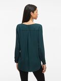 VILA VILUCY HIGH LOW SHIRT, Ponderosa Pine, highres - 14044253_PonderosaPine_004.jpg