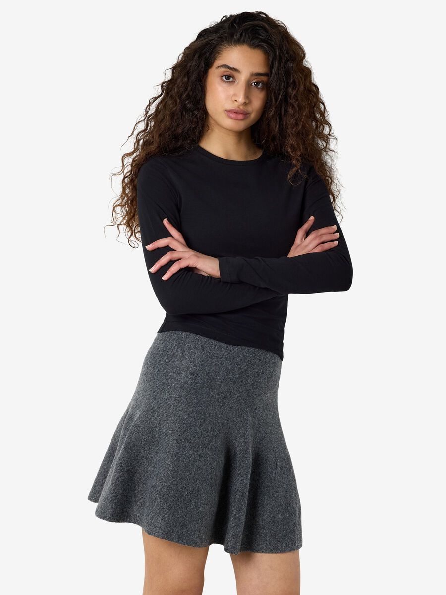 Carousel image - TOP, Black | 5