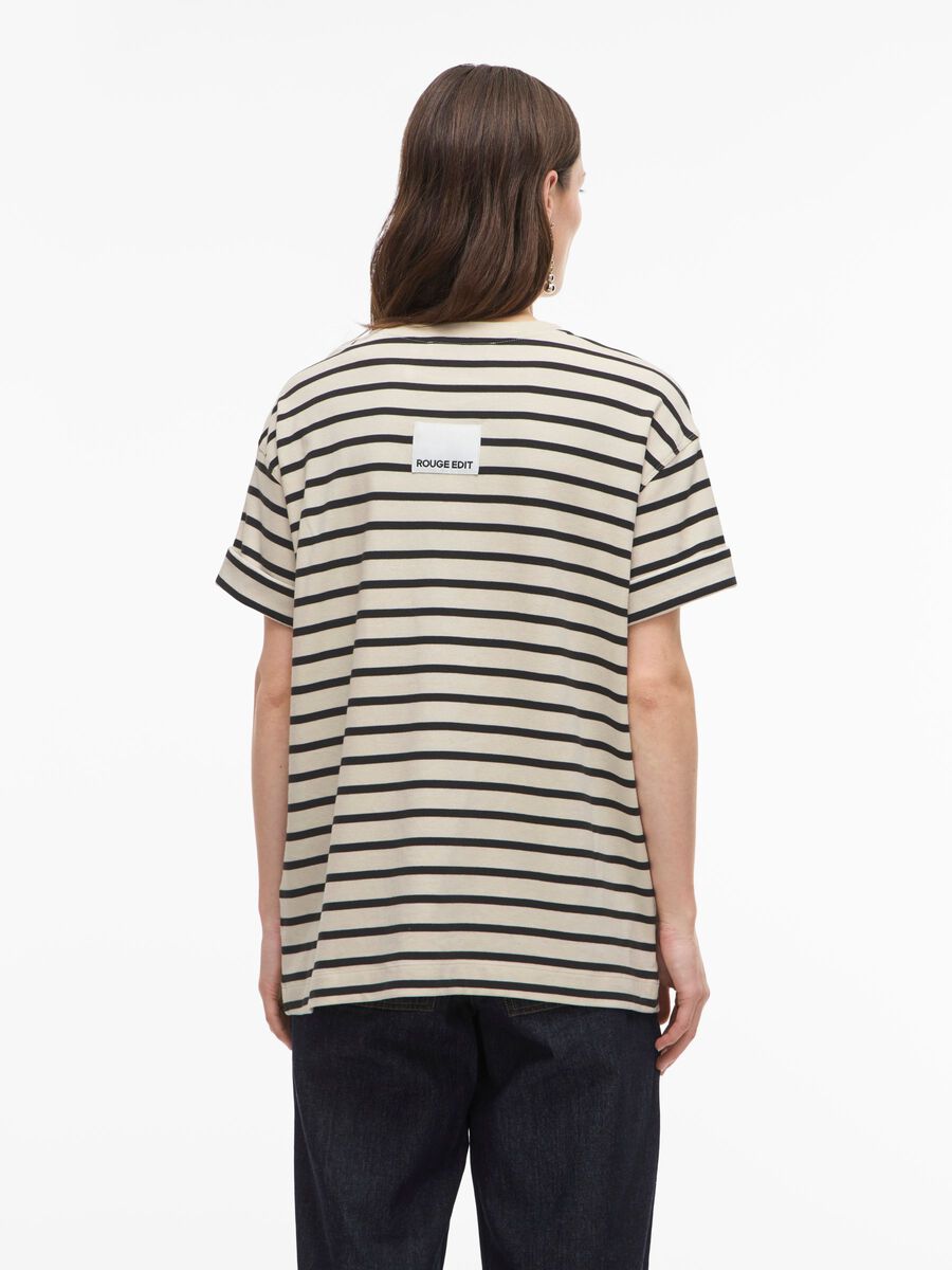 Carousel image - ROUND NECK OVERSIZED T-SHIRT, Birch | 2