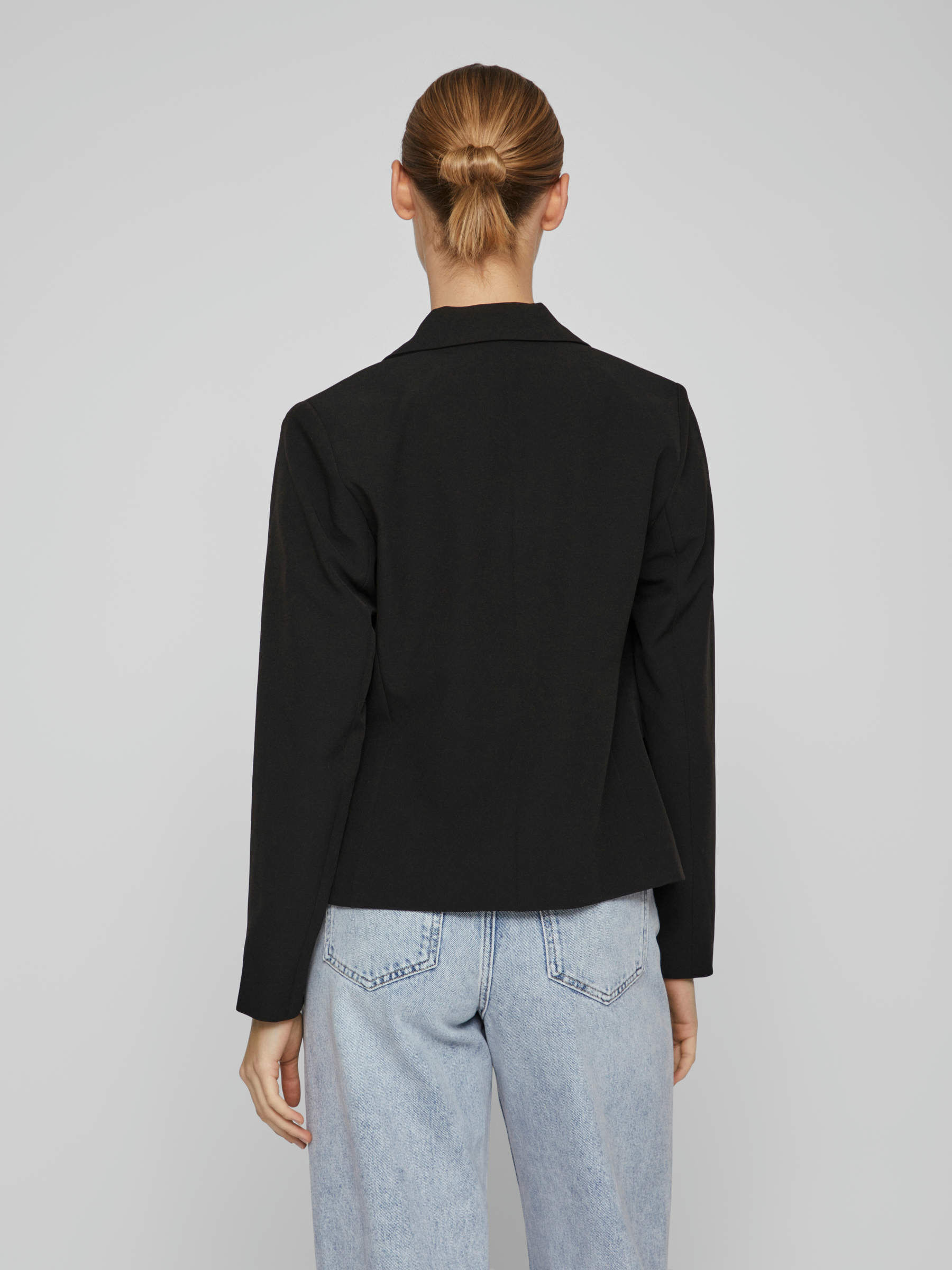 Short sales black blazer