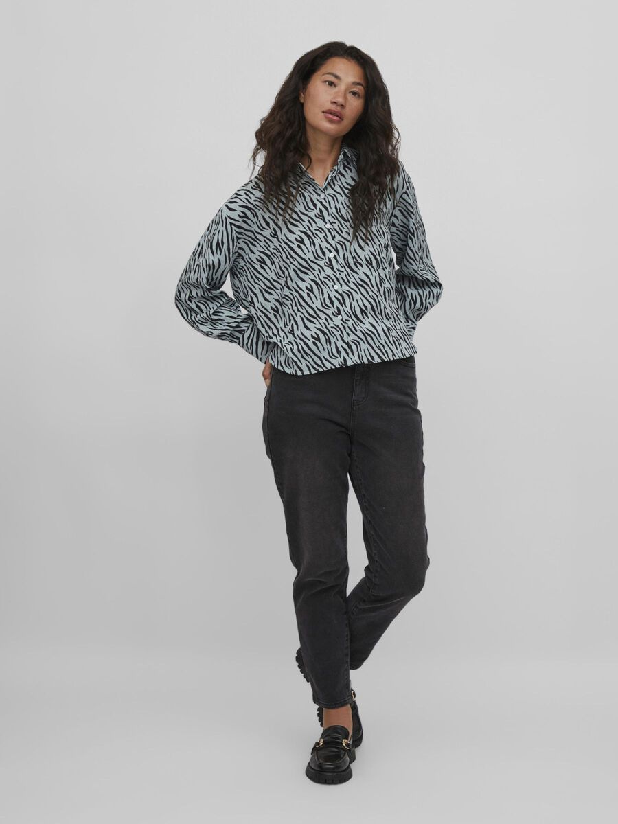 grid-image 3