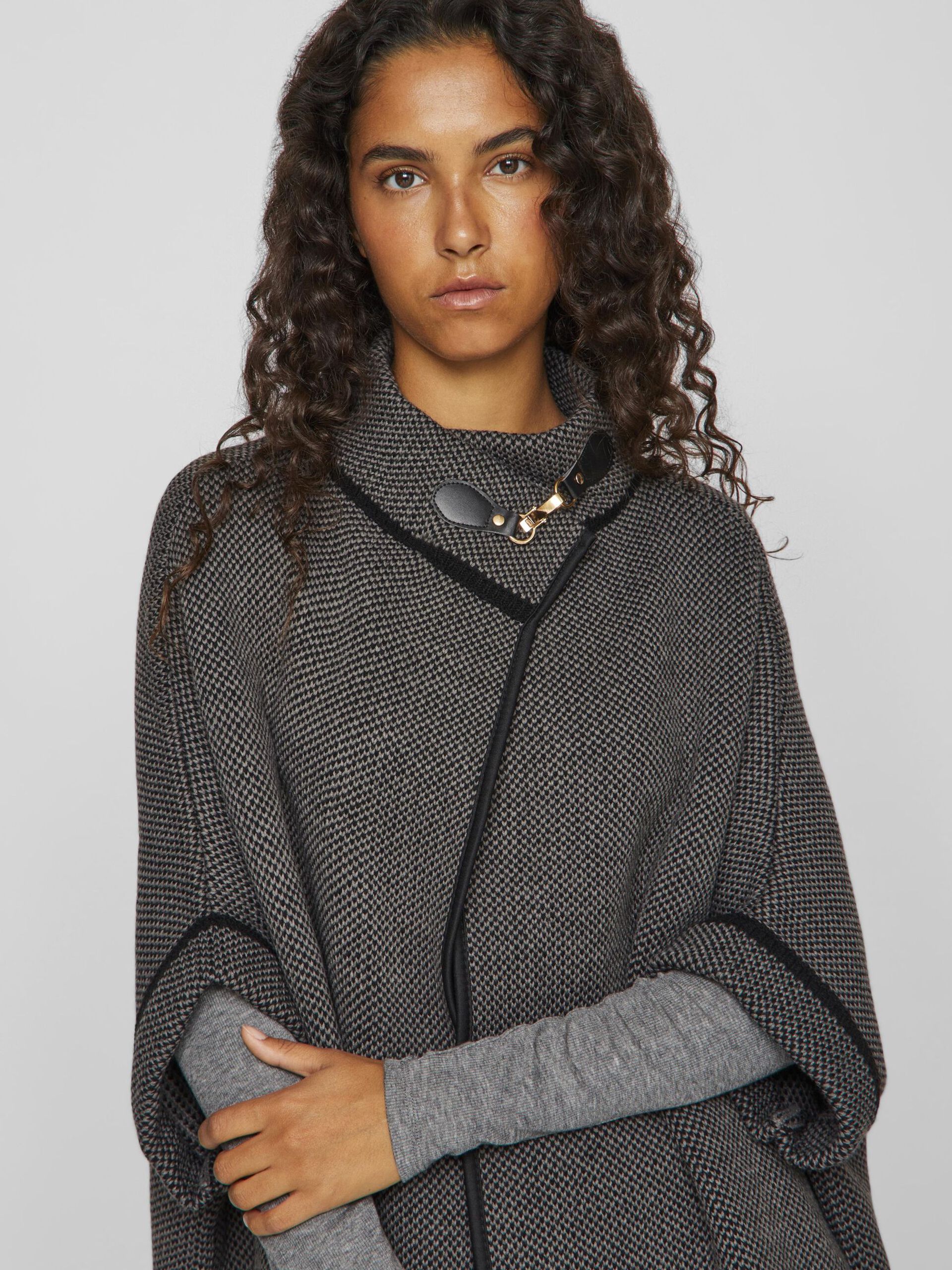 Carousel image - KNITTED PONCHO, Dark Natural Melange | 3