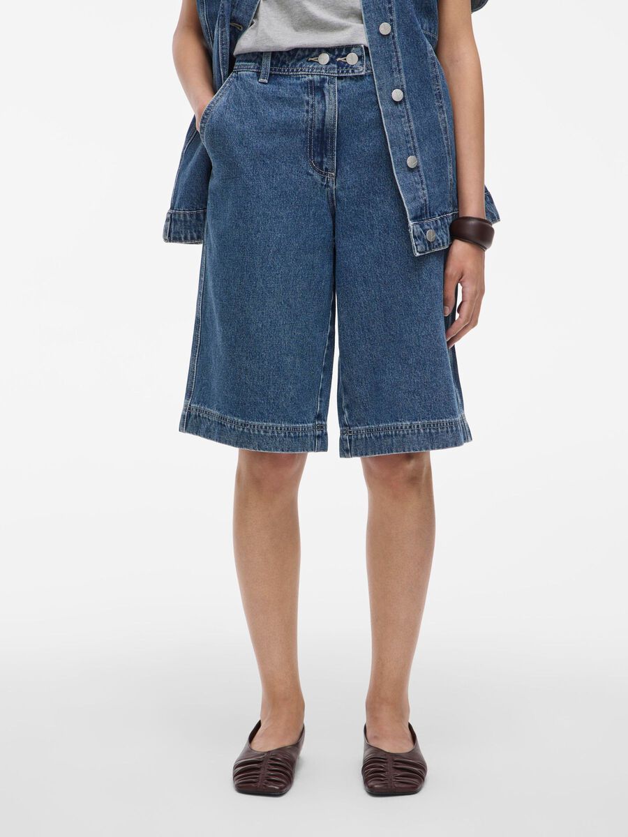 VILA MID WAIST JEANSSHORTS, Dark Medium Blue Denim, highres - 14107740_DarkMediumBlueDenim_003.jpg