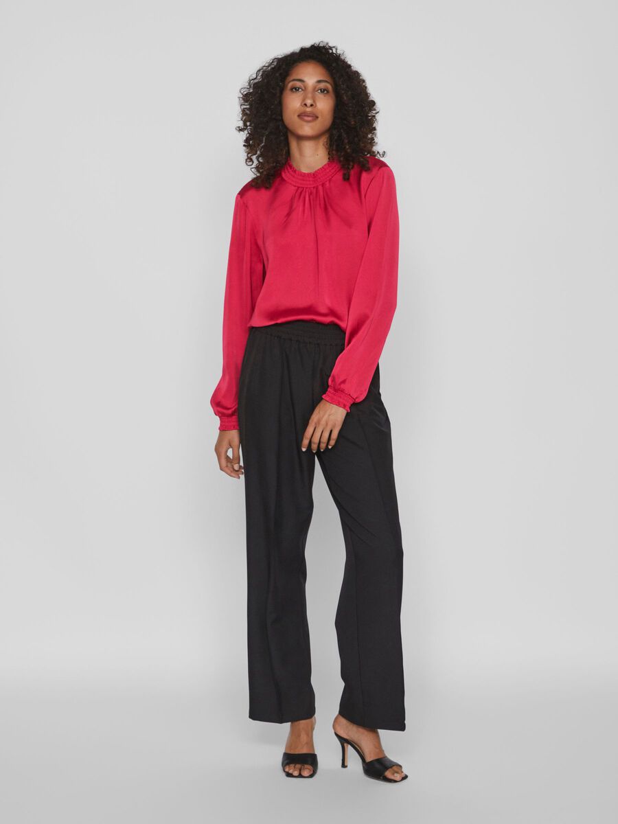 SHOP THE LOOK - vlpsy2023w26frijun60_1688114253299_14083477_LovePotion_005.jpg