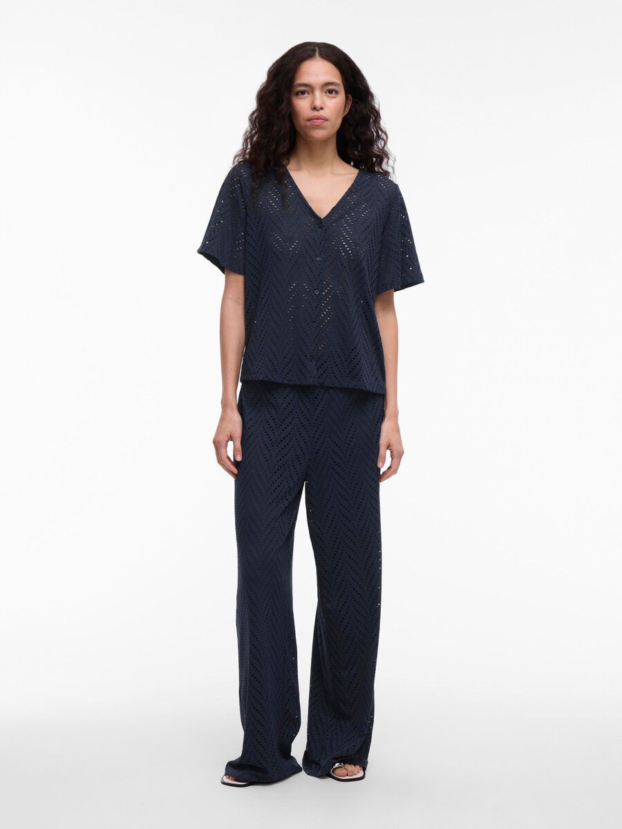 SHOP THE LOOK - vlpsy2025w19frimay2_1746770326979_14106624_NavyBlazer_005.jpg
