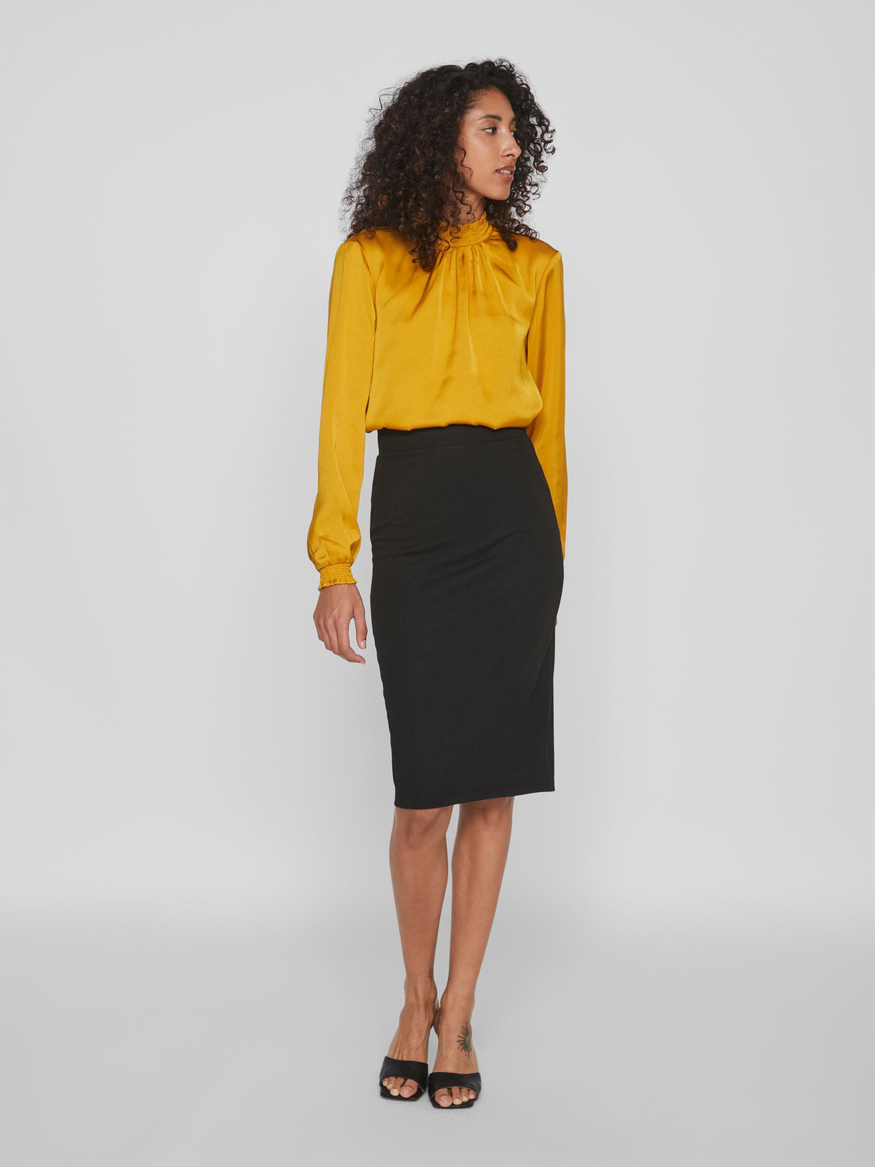 Black pencil skirt yellow deals top