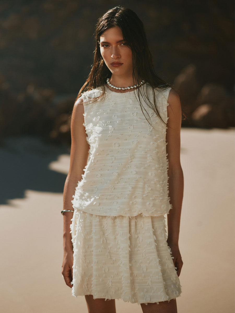 SHOP THE LOOK - vlpsy2025w19frimay4_1746774012358_custom-0.jpg
